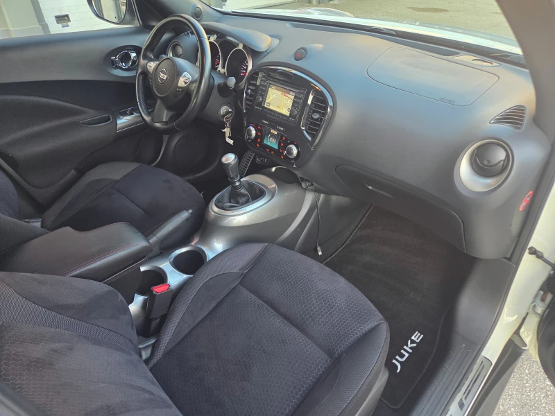 Nissan Juke 1.6 Turbo (190 Hp) Navi/Камера, снимка 14 - Автомобили и джипове - 53583863