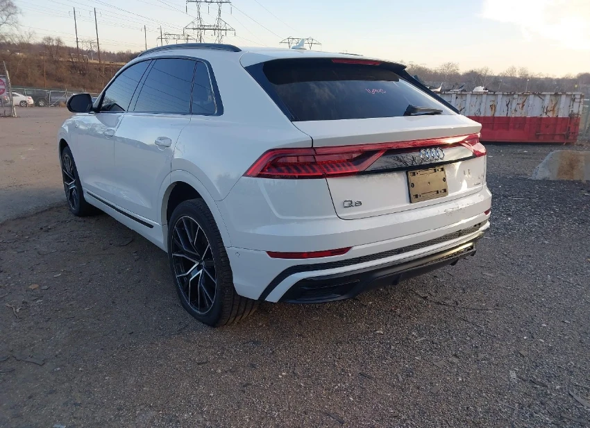 Audi Q8 PRESTIGE* S-LINE* Matrix* 360* Дистроник* Обдух*  - изображение 4
