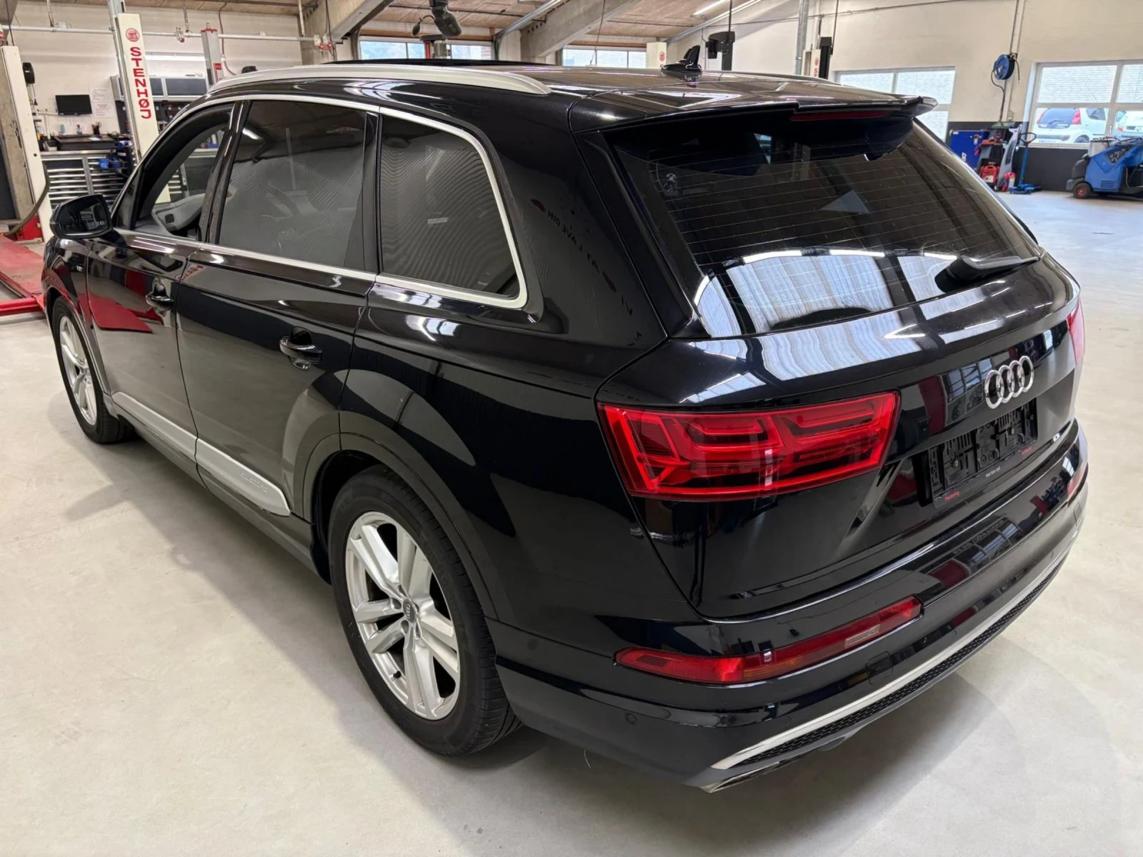 Audi SQ7 V8 TDI | Топ оборудване | Пълна история - изображение 6