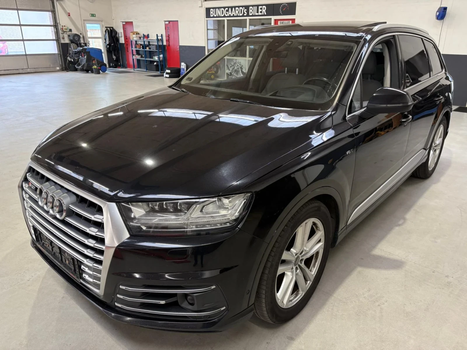 Audi SQ7 V8 TDI | Топ оборудване | Пълна история - изображение 3