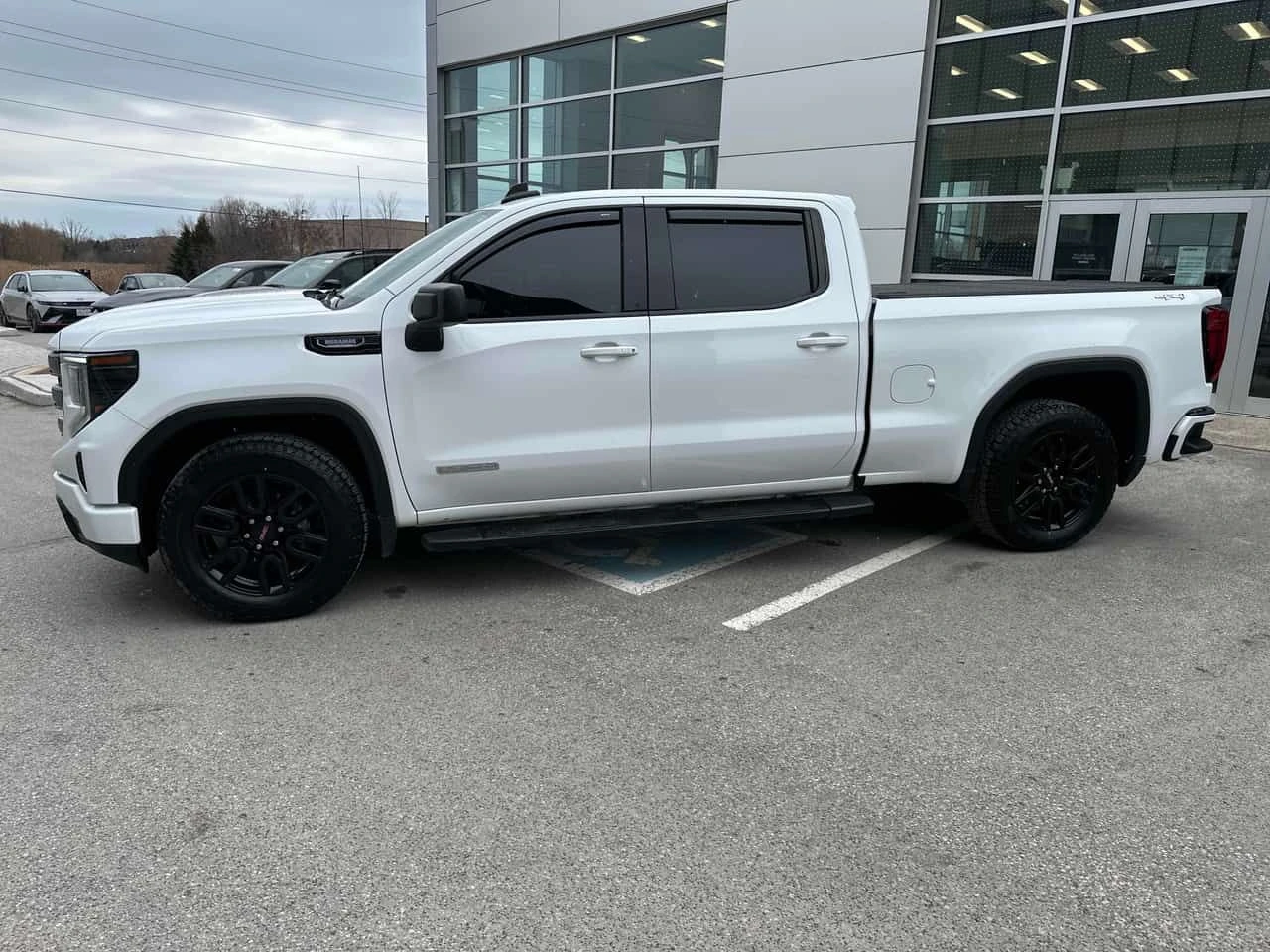 Gmc Sierra Elevation  CARFAX | Mobile.bg � ����������� 2