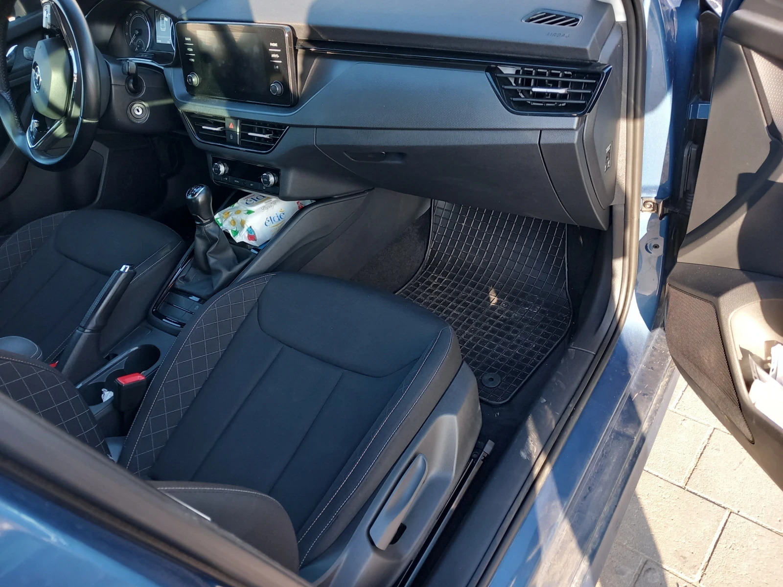 Skoda Kamiq, снимка 9 - Автомобили и джипове - 54189139