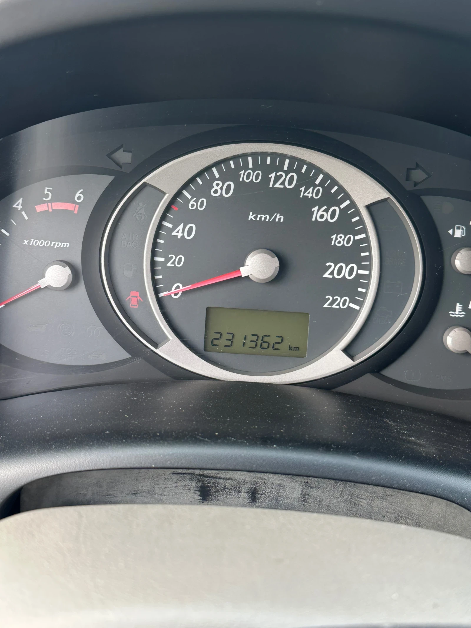 Hyundai Tucson, снимка 8 - Автомобили и джипове - 54228143