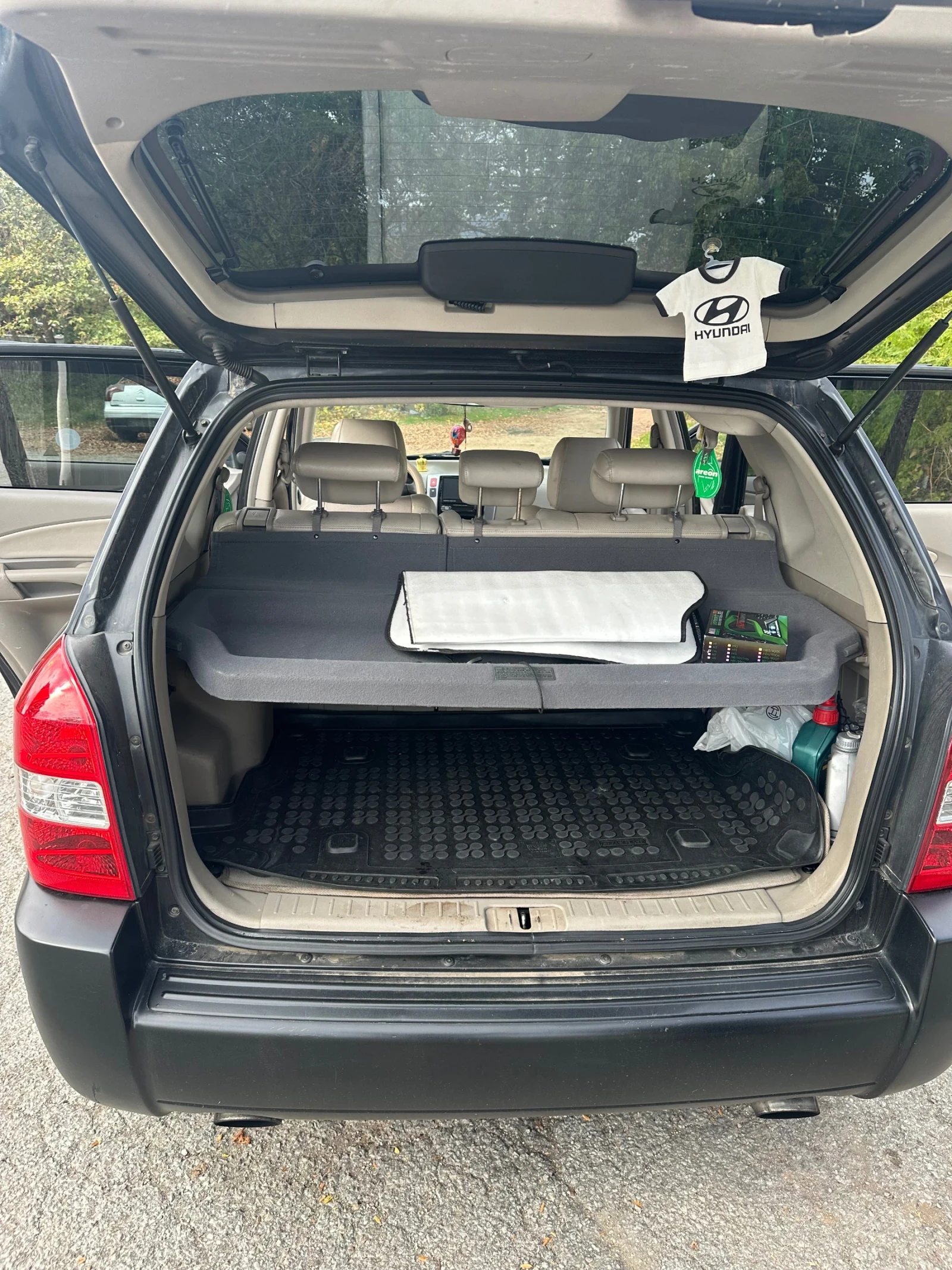 Hyundai Tucson, снимка 12 - Автомобили и джипове - 54228143