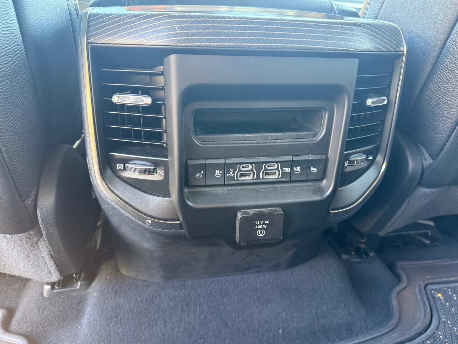 Dodge RAM 1500 Limited , снимка 13 - Автомобили и джипове - 54568046