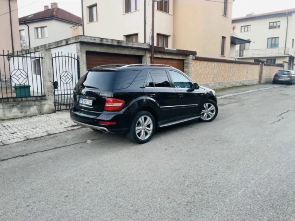 Mercedes-Benz ML 350, снимка 4 - Автомобили и джипове - 54692722