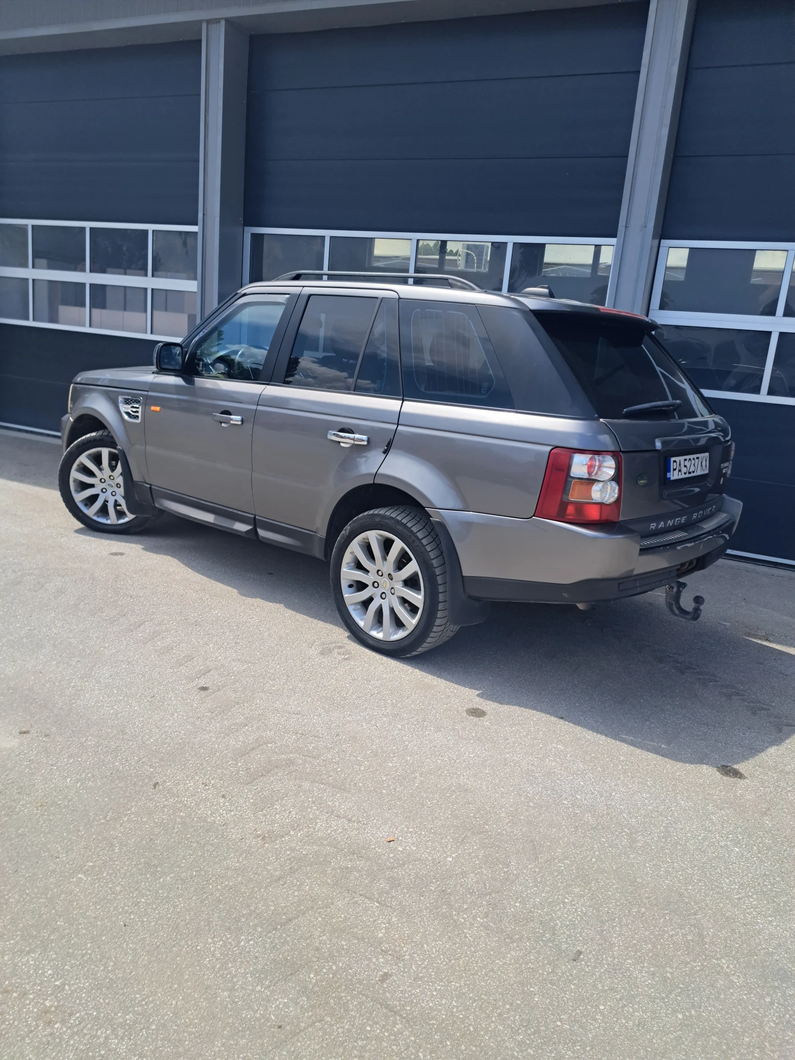 Land Rover Range Rover Sport Джип, снимка 5 - Автомобили и джипове - 54701378