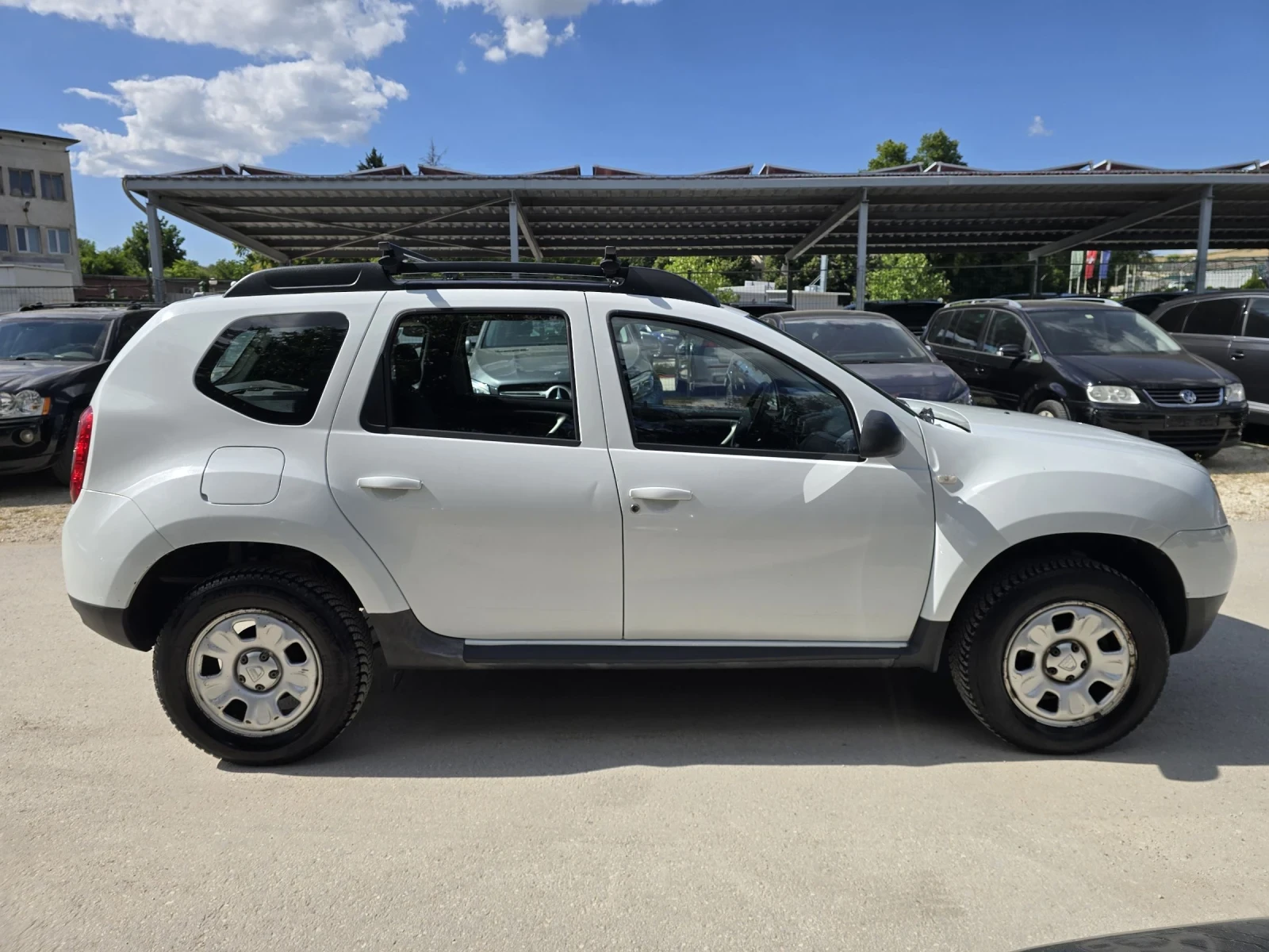 Dacia Duster 1.5dci 110к.с 4x4 , снимка 8 - Автомобили и джипове - 55234414