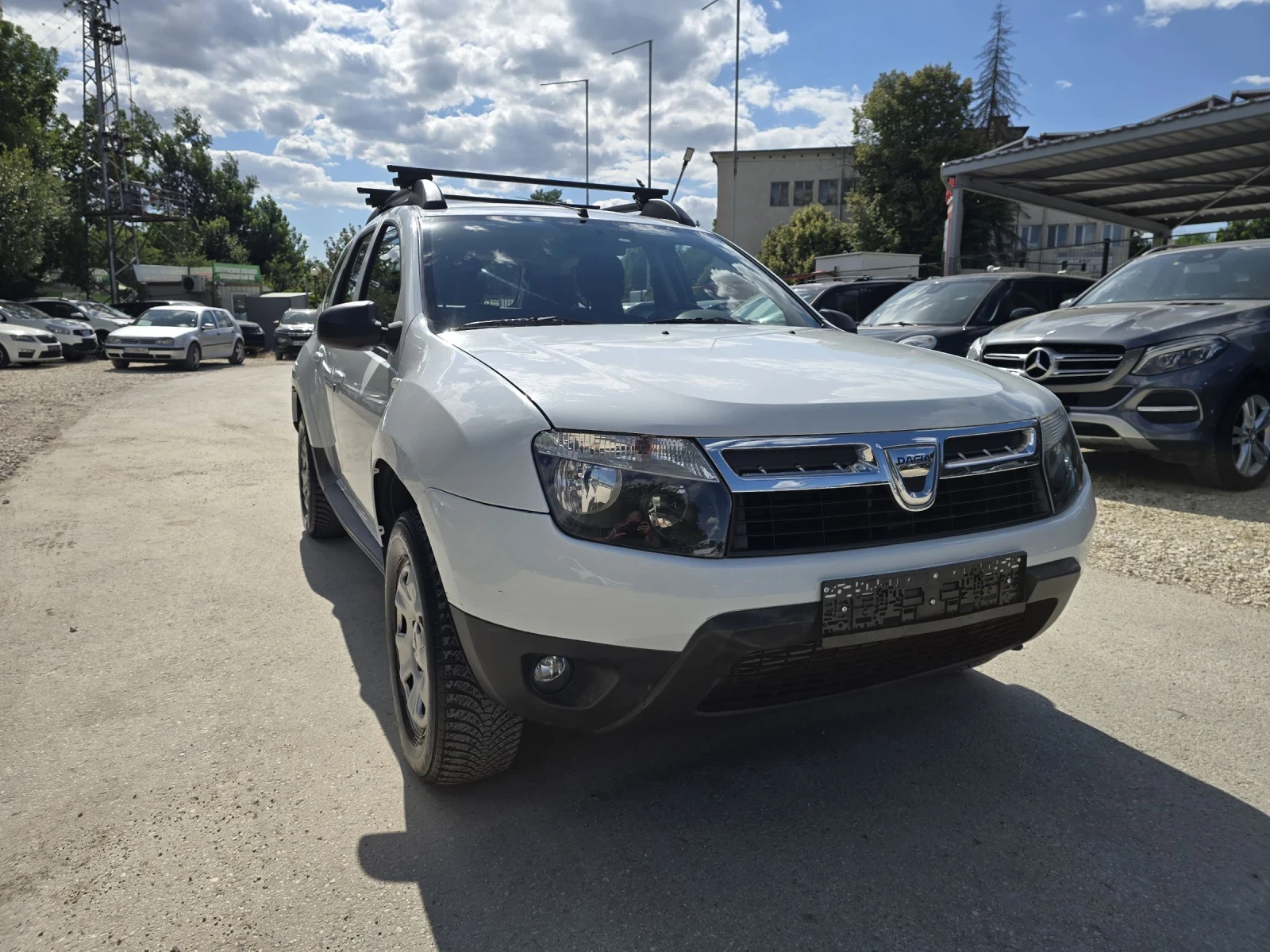 Dacia Duster 1.5dci 110к.с 4x4 , снимка 2 - Автомобили и джипове - 55234414