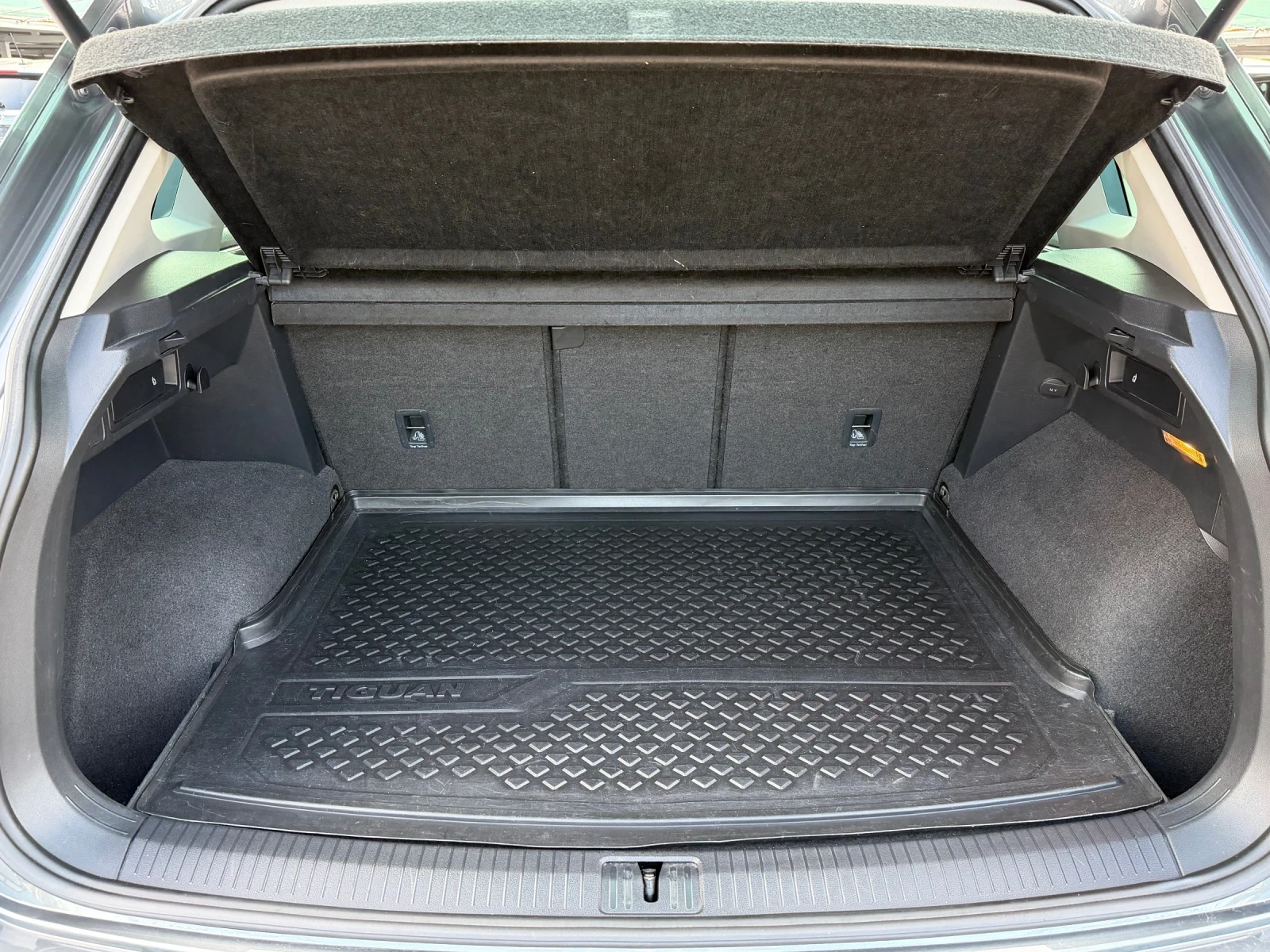 VW Tiguan 2.0TDI R-Line 4Motion ������ | Mobile.bg � ����������� 10