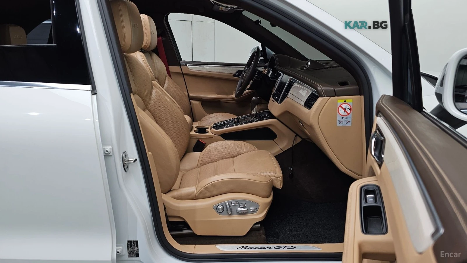 Porsche Macan 3.0 GTS* 360* КОЖА* ОБДУХ* ПАНО, снимка 9 - Автомобили и джипове - 55955035