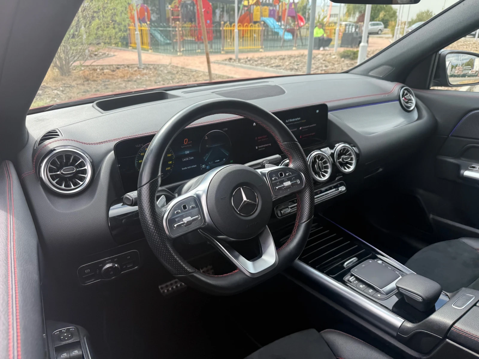 Mercedes-Benz EQA 250+ AMG Line | Night Package, снимка 8 - Автомобили и джипове - 56271534