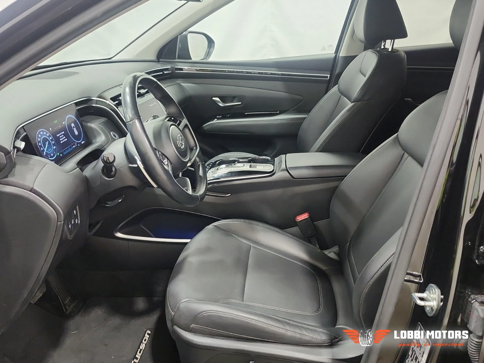 Hyundai Tucson, снимка 3 - Автомобили и джипове - 56297361