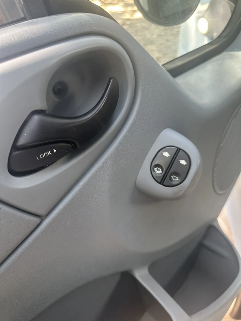 Ford Transit 2.2tdci, снимка 8 - Бусове и автобуси - 51336755