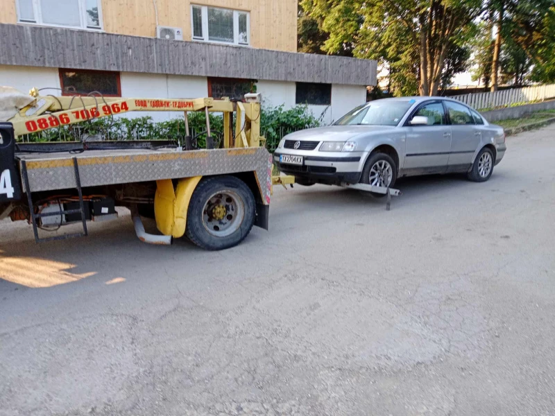 Ford Cargo Пътна момощ , снимка 13 - Камиони - 47793620