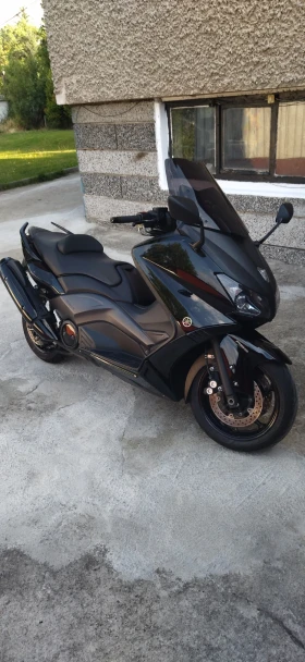  Yamaha T-max