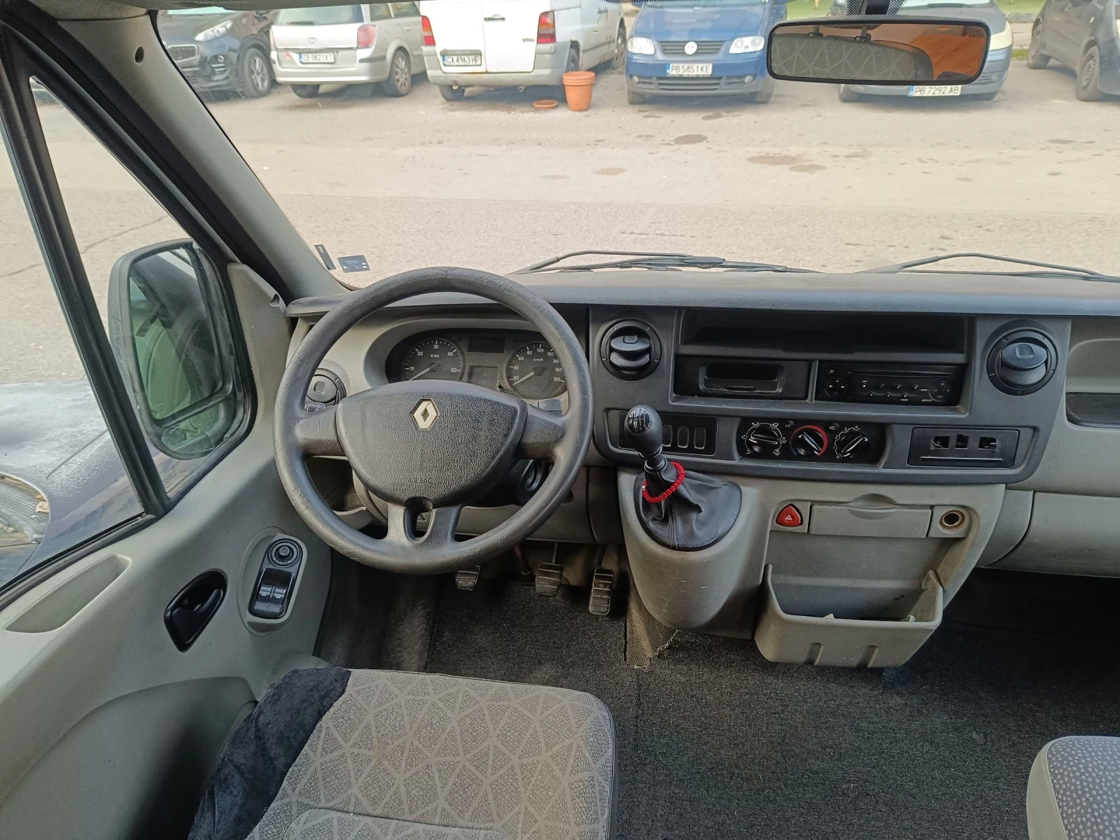 Кемпер Renault MASTER, снимка 10 - Каравани и кемпери - 53785844