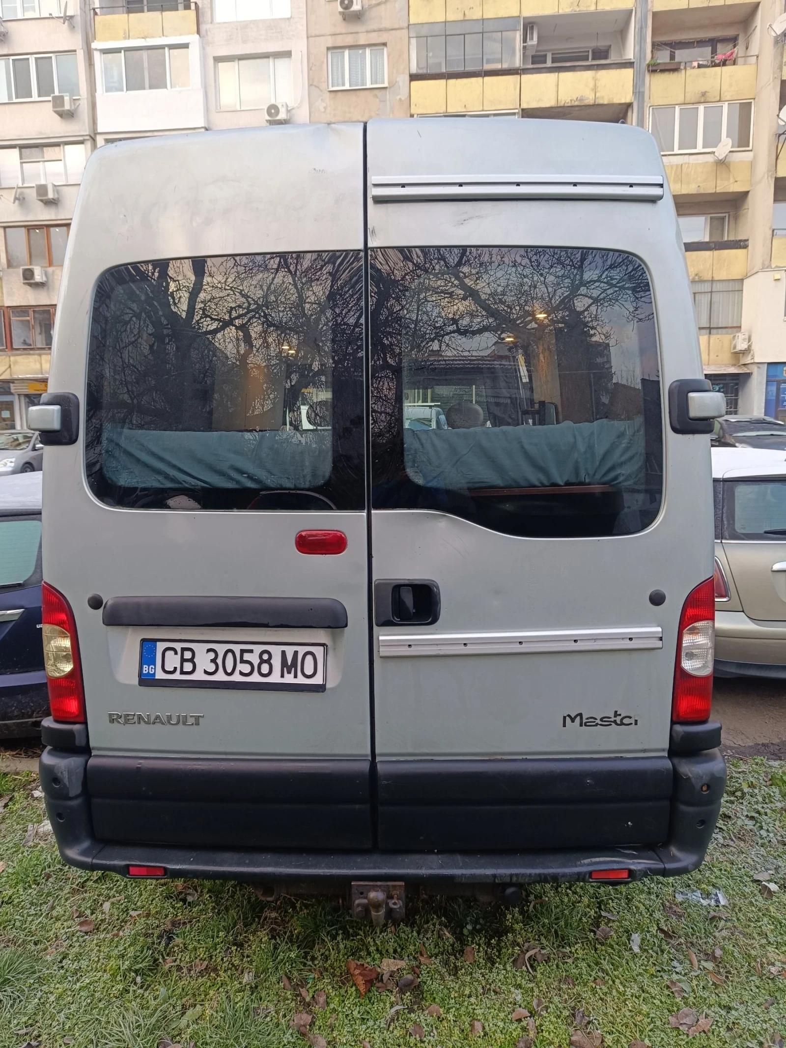 Кемпер Renault MASTER, снимка 14 - Каравани и кемпери - 53785844