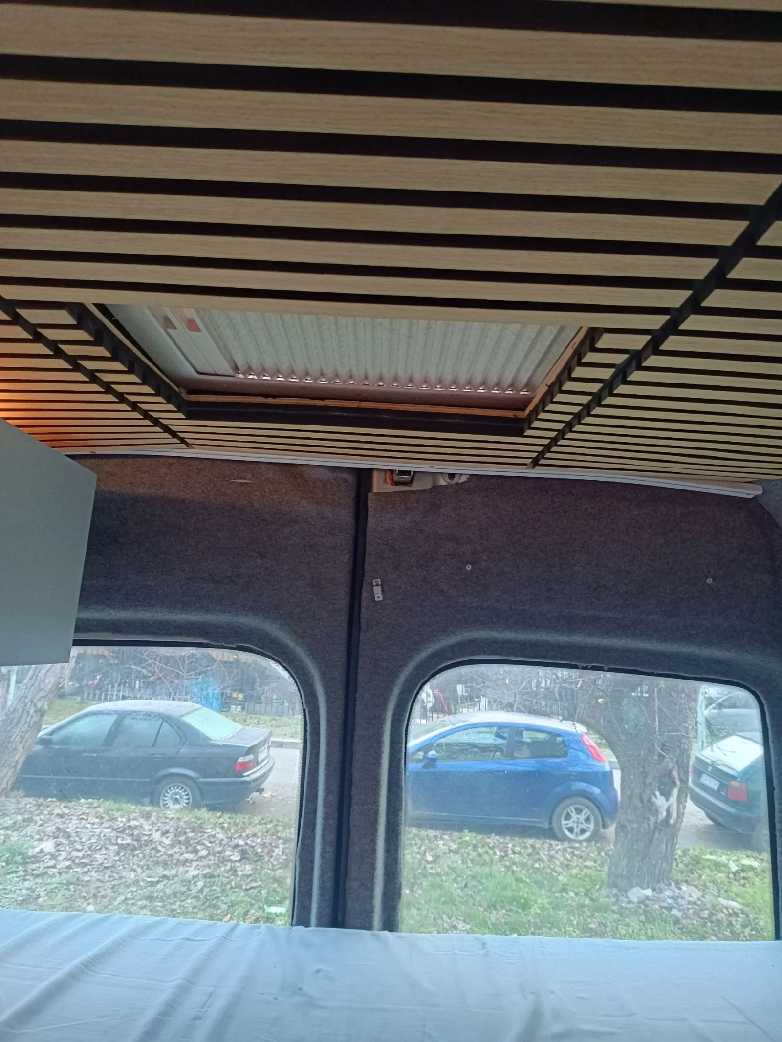 Кемпер Renault MASTER, снимка 11 - Каравани и кемпери - 53785844