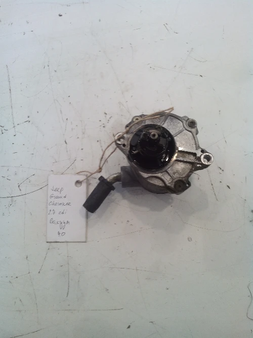 Вакуум помпа за гранд чероки 2.7