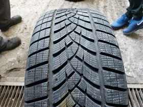 Гуми Зимни 275/45R20, снимка 2