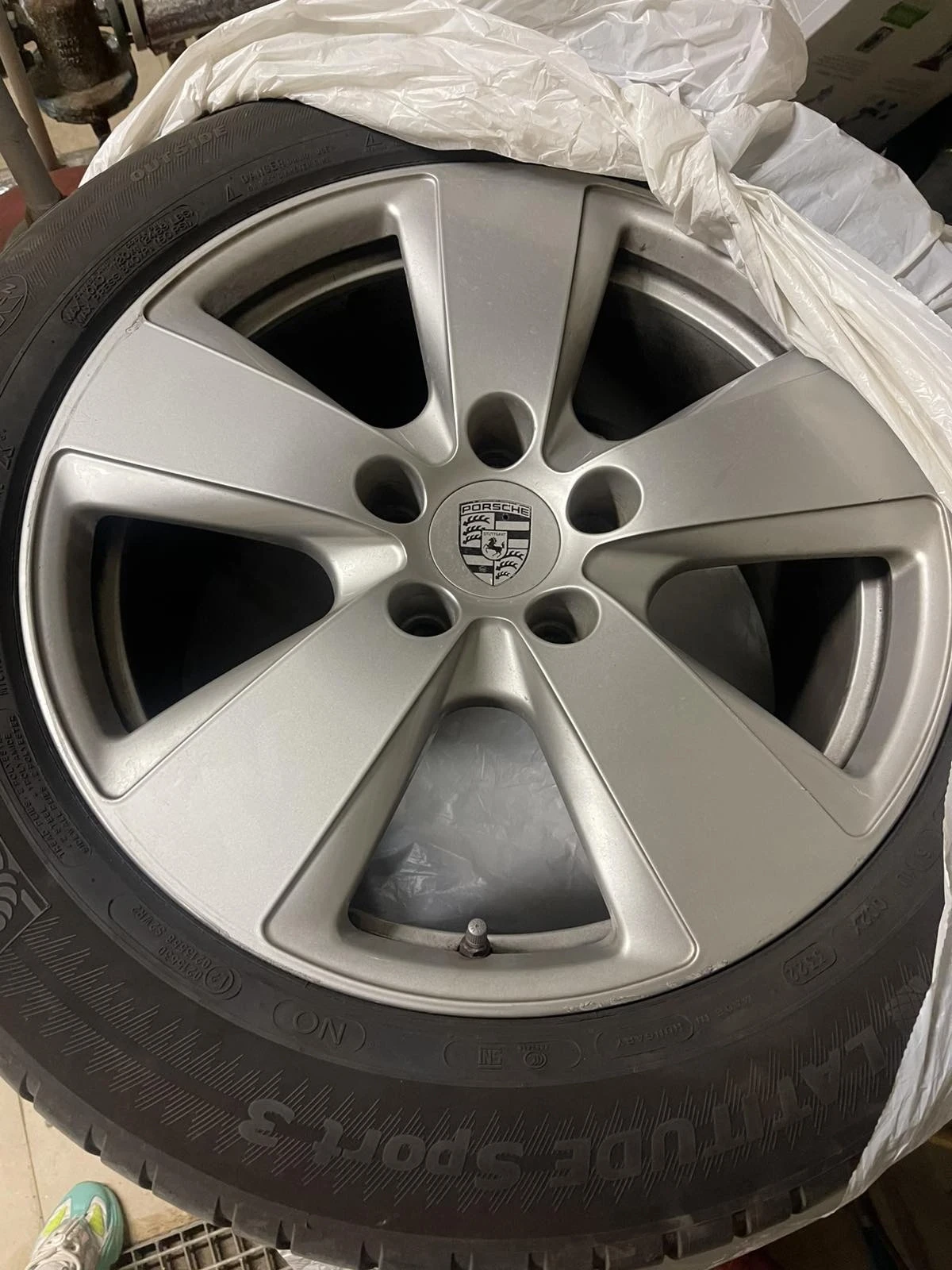    275/50R19  Porsche | Mobile.bg   1