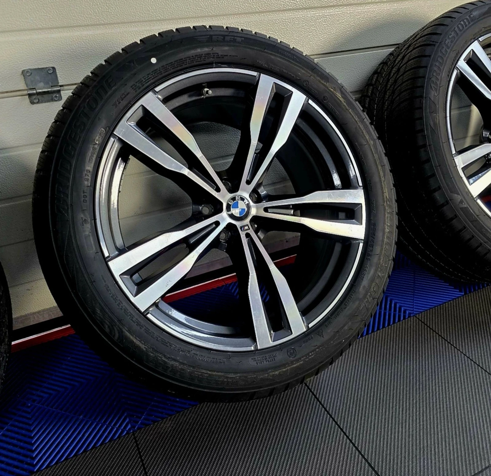    285/45R21  BMW X7 | Mobile.bg   2