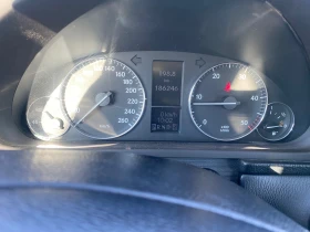 Mercedes-Benz C 220 2, 2 дизел автоматик фейслифт перфектен, снимка 14