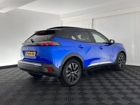 Peugeot 2008 50 kWh GT * PANORAMA* , снимка 3