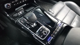 Kia Stinger 2.0* HUD* 360* ПОДГРЕВ ВОЛАН* ЕЛ. БАГАЖНИК* КРАЙНА, снимка 9