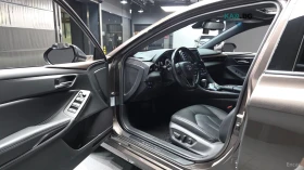 Toyota Avalon 2.5 Hybrid* КОЖА* ПОДГРЕВ* ШИБИДАХ* КАМЕРА* , снимка 9