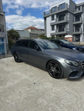 Mercedes-Benz E 400 4 MATIC, снимка 3