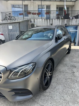 Mercedes-Benz E 400 4 MATIC, снимка 2