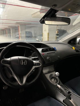 Honda Civic 1.8 Бензин - 150 кс - Газова Уредба, снимка 7 - Автомобили и джипове - 44892211