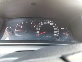 Toyota Corolla - 2300 € / 4498.41 лв. - 24617812 5