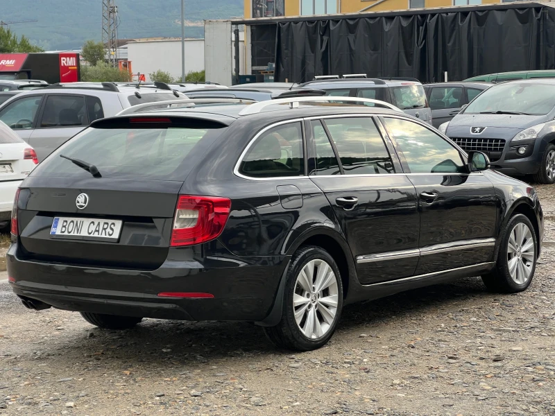 Skoda Superb 2.0TDI-140к.с./Памет/ Навигация/Кожа/Старт-стоп, снимка 5 - Автомобили и джипове - 42179179