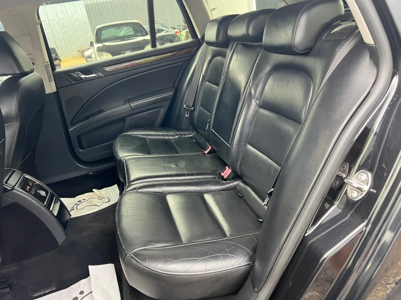 Skoda Superb 2.0TDI-140к.с./Памет/ Навигация/Кожа/Старт-стоп, снимка 12 - Автомобили и джипове - 42179179