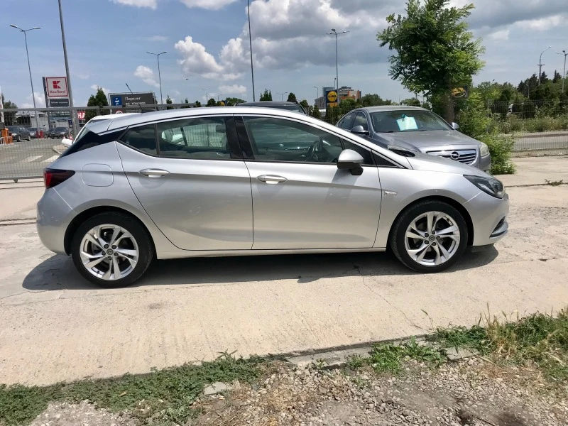 Opel Astra 1.6-NAVi-110кс, снимка 7 - Автомобили и джипове - 40410688