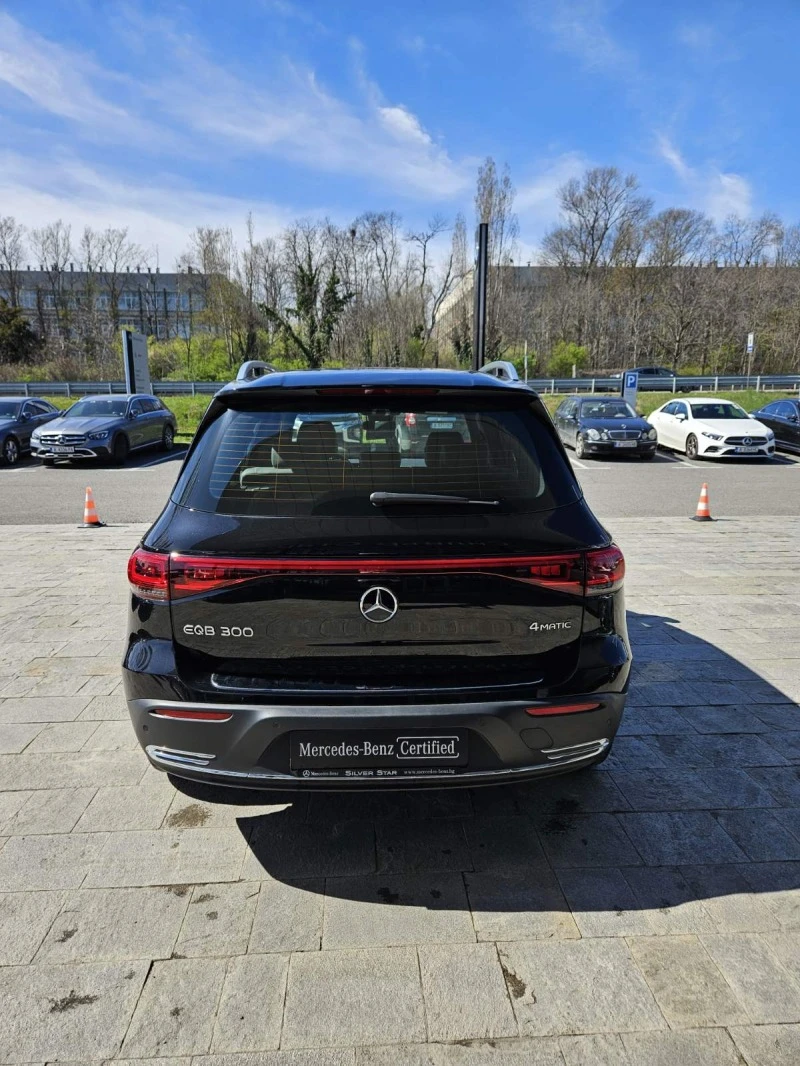 Mercedes-Benz EQB 300 4MATIC, снимка 6 - Автомобили и джипове - 40480978