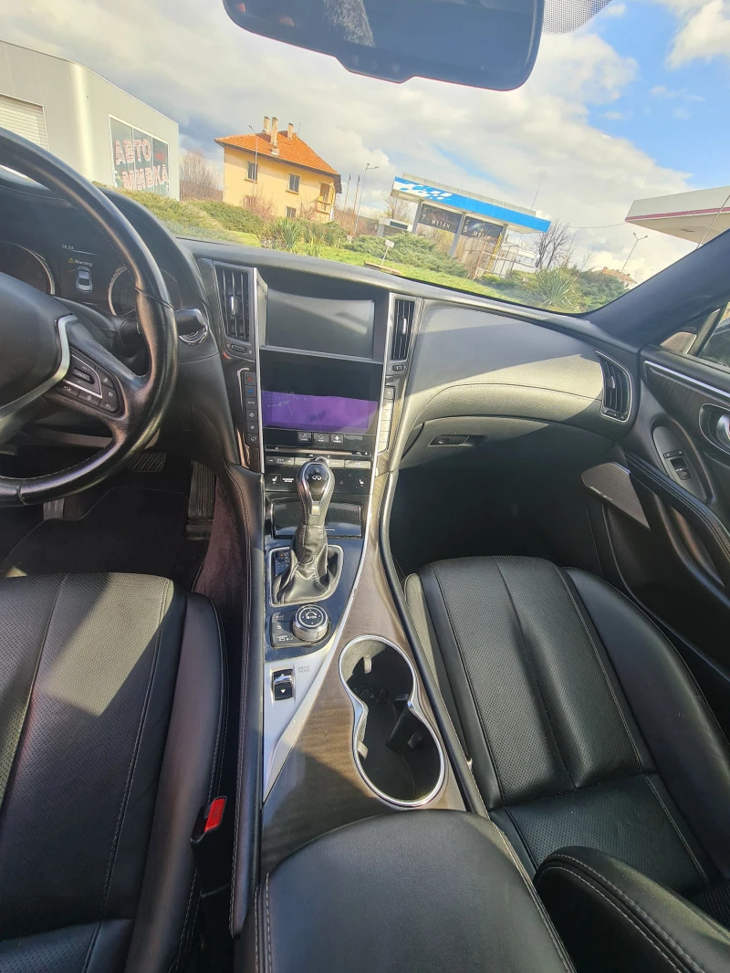 Infiniti Q, снимка 12 - Автомобили и джипове - 47610344