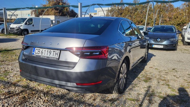 Skoda Superb 1.5 TSI Гаранционна!, снимка 3 - Автомобили и джипове - 48028589