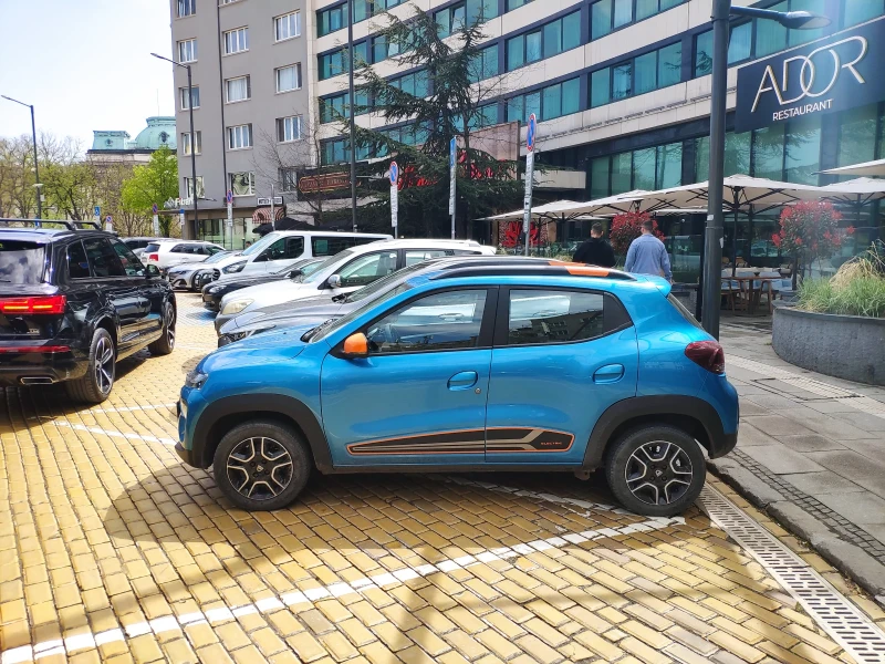 Dacia Spring Comfort Plus Navi Camera 2022, снимка 9 - Автомобили и джипове - 51904016