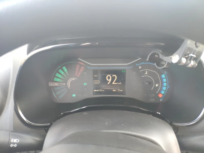 Dacia Spring Comfort Plus Navi Camera 2022, снимка 10 - Автомобили и джипове - 51904016