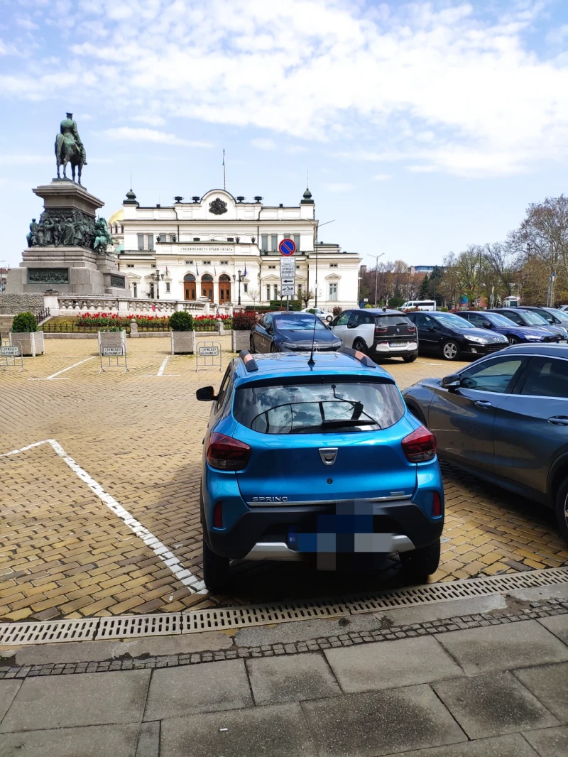 Dacia Spring Comfort Plus Navi Camera 2022, снимка 2 - Автомобили и джипове - 51904016