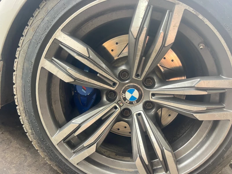 BMW 330 Хибрид Перфектна Батерия, снимка 6 - Автомобили и джипове - 50542936