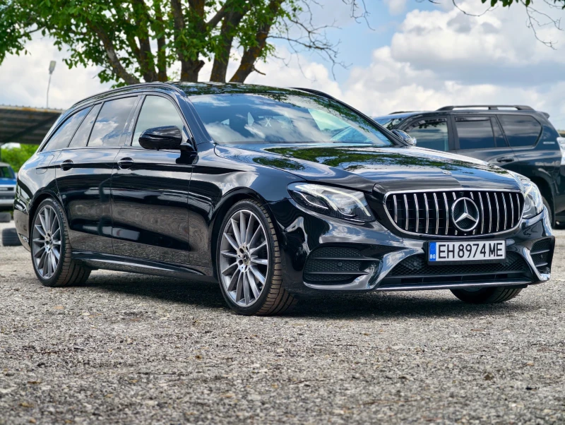 Mercedes-Benz E 220 AMG\PREMIUM\DIGITAL\, снимка 3 - Автомобили и джипове - 52507762