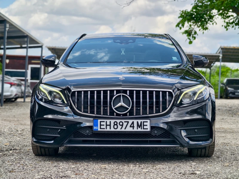 Mercedes-Benz E 220 AMG\PREMIUM\DIGITAL\, снимка 2 - Автомобили и джипове - 52507762