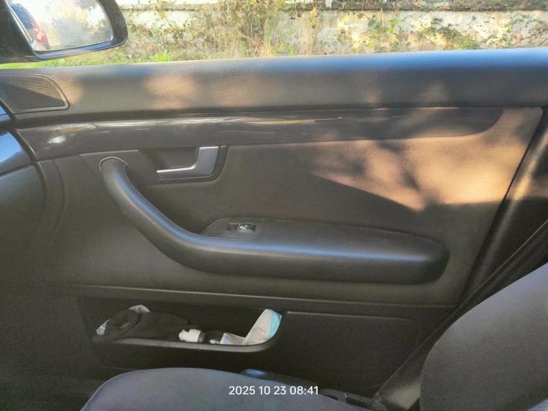 Audi A4 1.6 с Газова уредба, снимка 10 - Автомобили и джипове - 52640263