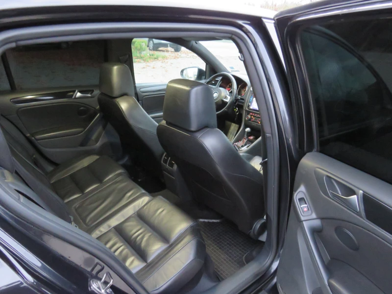 VW Golf * GTI DSG NAVI RECARO TOP* , снимка 11 - Автомобили и джипове - 52488711