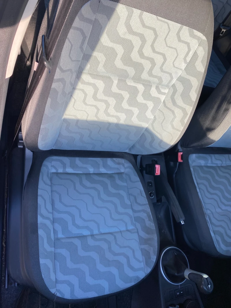 Skoda Fabia 1.4 GAZ, снимка 11 - Автомобили и джипове - 52525263